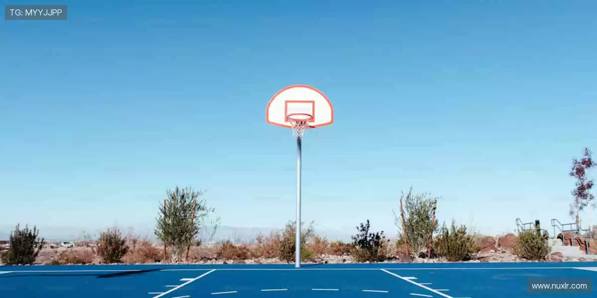 📱弹幕互动，一起狂欢！🏈 体育直播，让孤单不复存在！